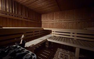 Hotel 4 stele, complet echipat, 85 camere, teren 5000 mp - Predeal - Poză 8