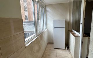 Apartament cu o cameră de închiriat, Tătărași, lângă stația de transport în comun Flux - Poză 8