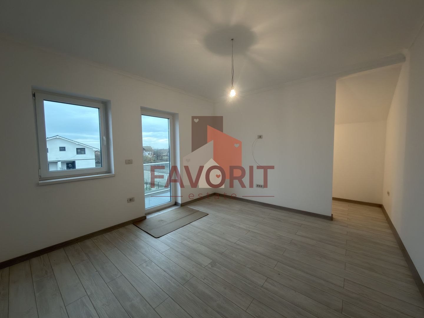 Casa individuala finalizata. Acces asfaltat - Poză 6