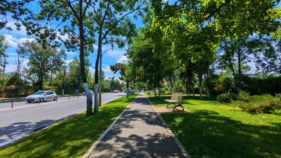 Teren intravilan 4930 mp,ideal constructii rezidentiale,Bd.Metalurgiei - Poză 9