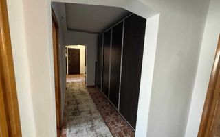 Apartament 3 camere, cartierul Alexandru cel Bun, etaj intermediar, vedere bulevard - Poză 5