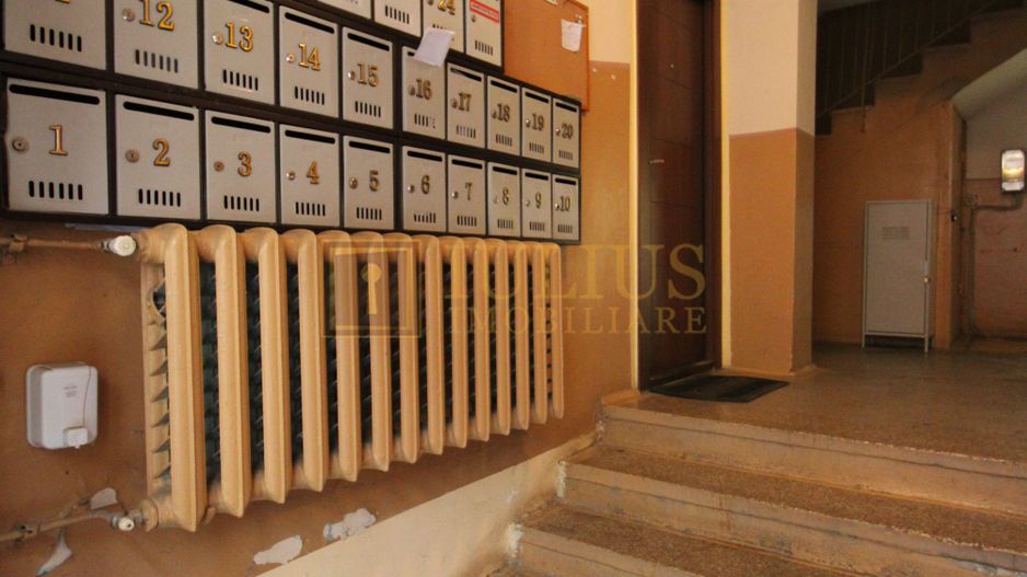 3camere, ideal pentru cei ce doresc sa renoveze de la zero un apartament. - Poză 3