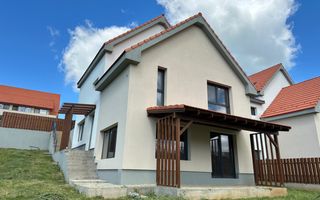 Vânzare casă Salicea - Poză 1