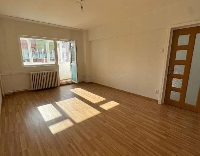 APARTAMENT 2 CAMERE ZONA CALEA MOSILOR - Poză 2