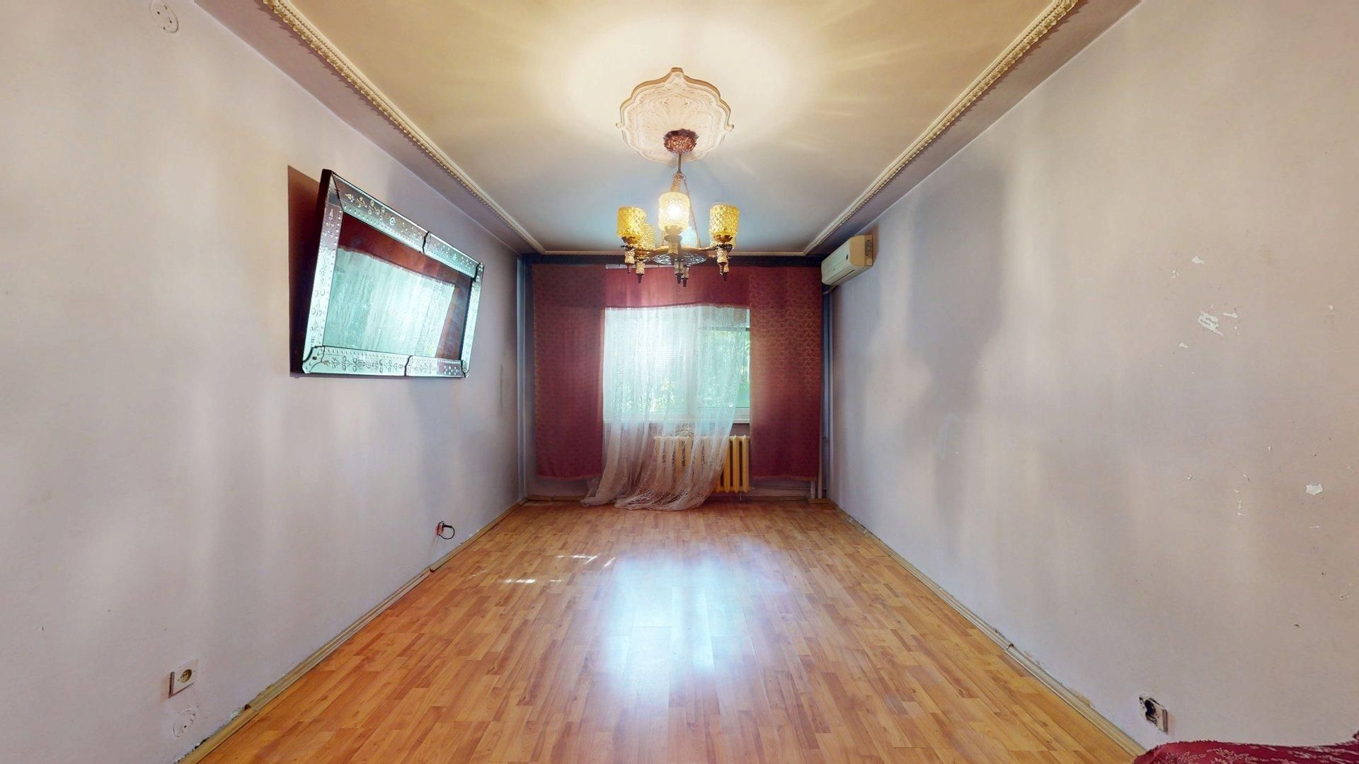 Apartament 3 camere  Pantelimon Bd.Chisinau Herţa - Poză 1