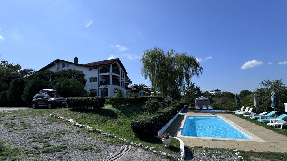 Hotel 20 camere Delta Dunarii 50 m deschidere teren 6000 mp acces auto - Poză 40