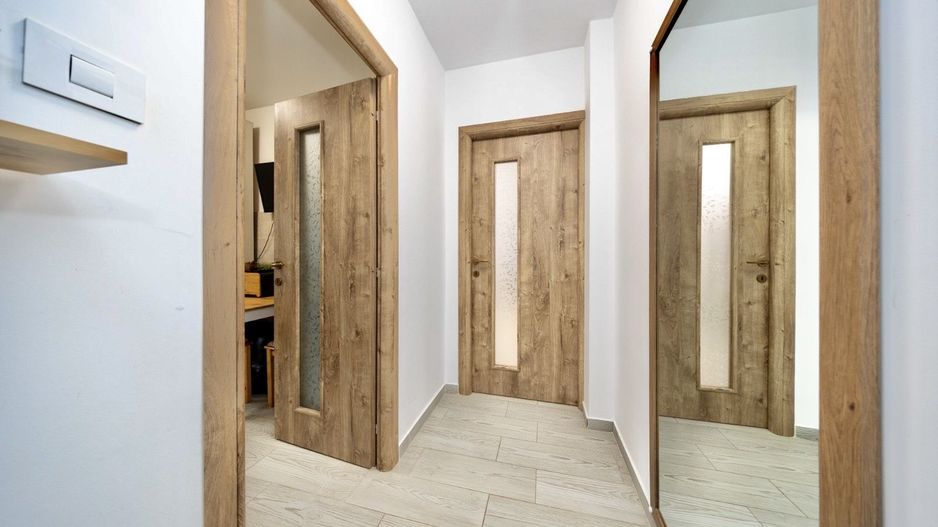 Apartament modern cu 2 camere, Noua, Etaj intermediar - Gata de locuit - Poză 6