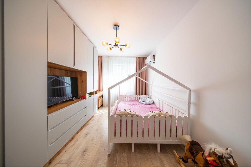 Apartament 3 camere, in mobil Lux tip boutique. Zona metrou Aparatorii Patriei. - Poză 6