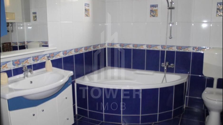 Casa single P+ E , in cartierul Strand - pretabila pentru pensiune sau locuinta - Poză 9