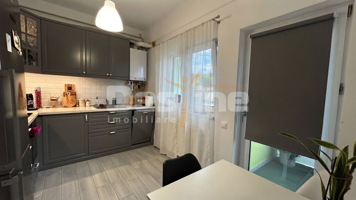 Apartament 3 camere Copou, 86 mp, mobilat si utilat, 2 locuri parcare - Poză 6