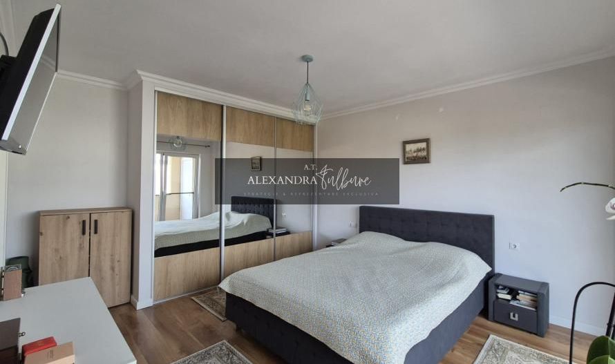 Apartament de vanzare 3 camere, 66 mp, 2 bai, balcon, 2 parcari - Poză 5