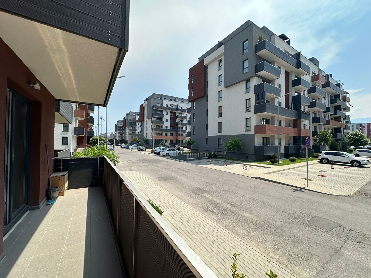 Vindem garsoniera complet mobilata si utilata parter Avantgarden 3 faza 4 - Poză 5