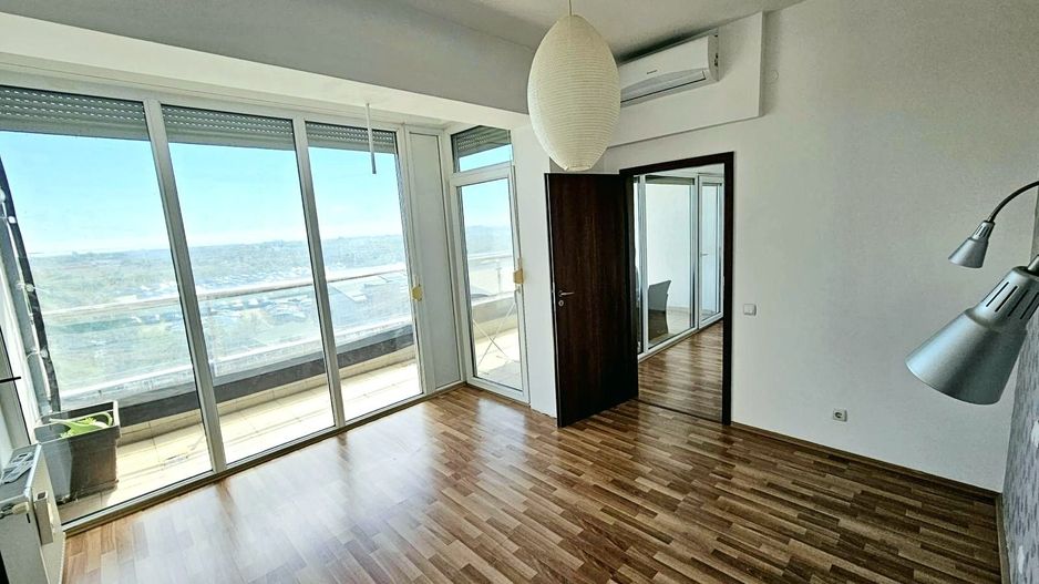 Apartament 3 camere, deosebit in Otopeni, Str. Ferme F - Poză 2