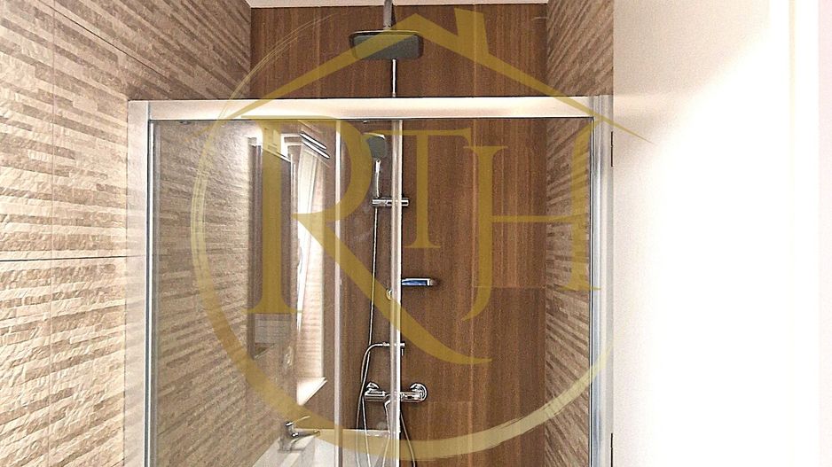 Apartament spațios de închiriat ideal pentru activități comerciale sau  locuință - Poză 12