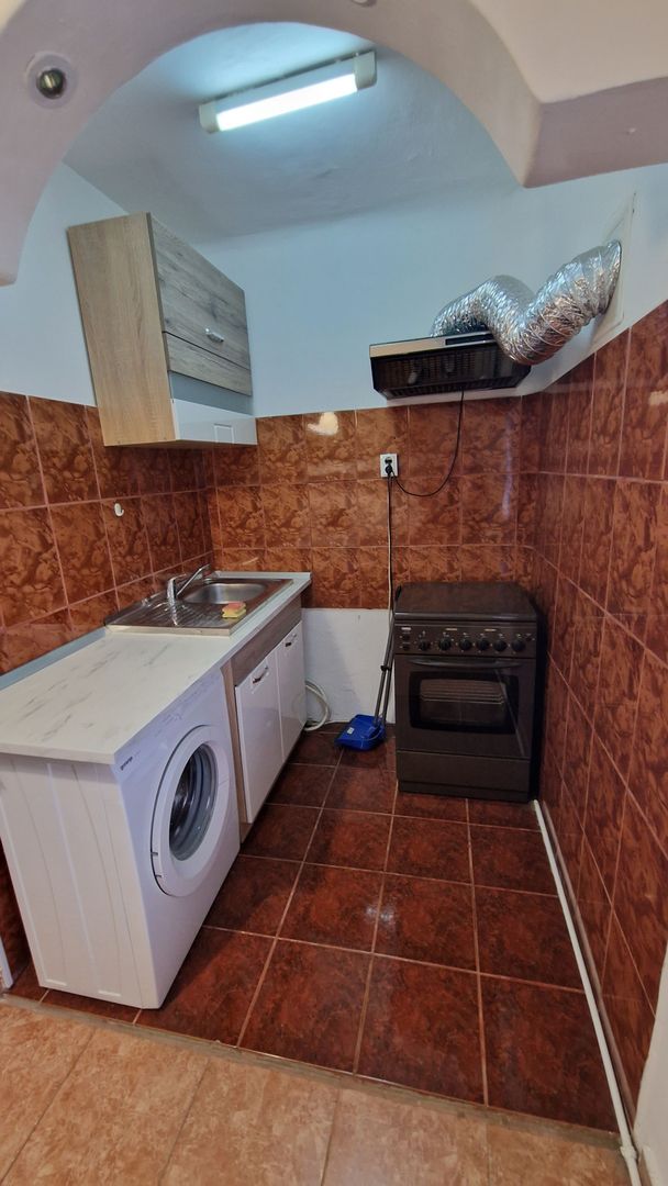 Garsoniera moderna Rovine - Poză 6