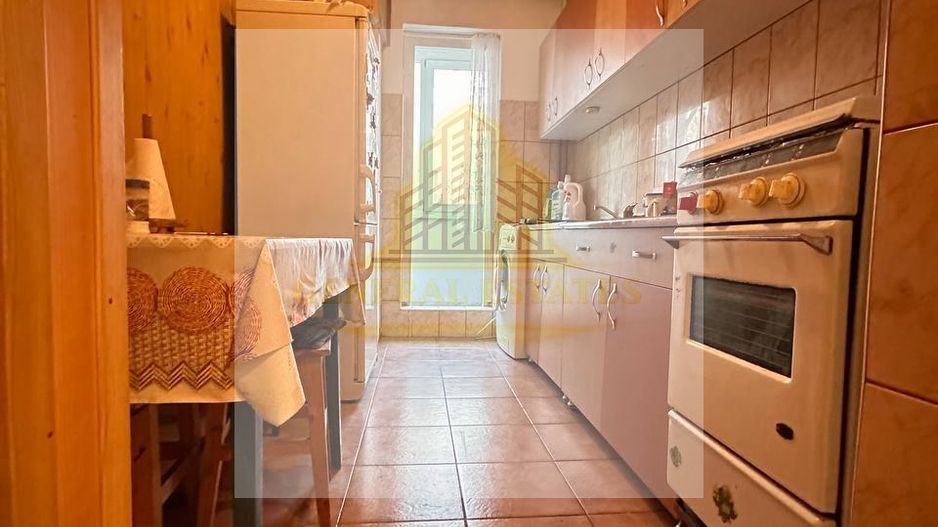 Apartament cu 3 cam ideal pentru locuit sau investiție Cartier Noua - Poză 6