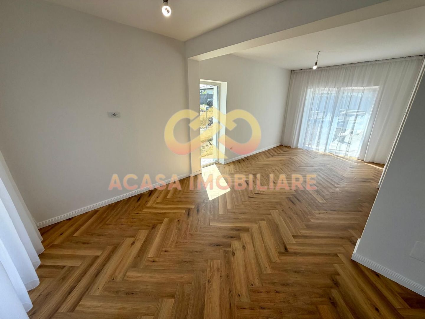 DUPLEX 4 CAMERE  120MP  VISAN - Poză 15