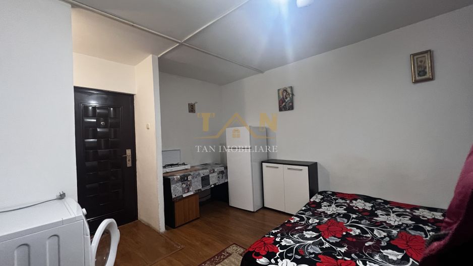 Garsoniera UMT De Vânzare - Poză 3