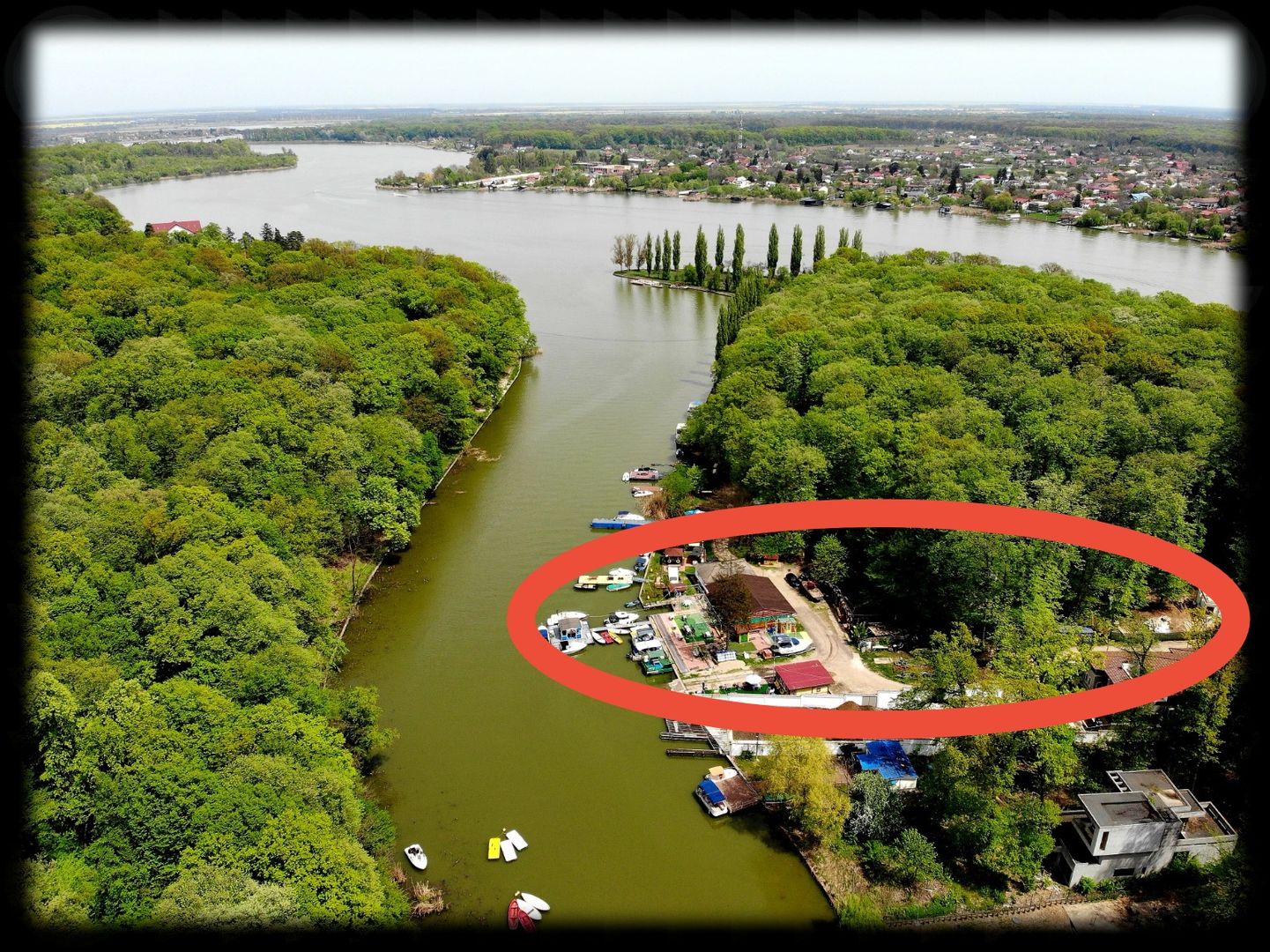 Proprietate unică Lacul Snagov 4390 mp cu deschidere de 70 ml la lac - Poză 1