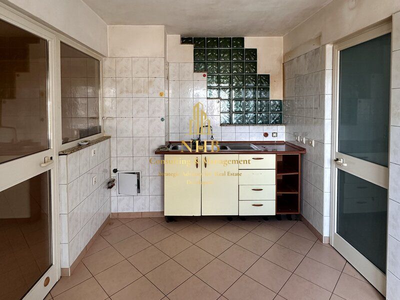 APARTAMENT 4 CAMERE DE VANZARE  Hyperion-Hala Traian - Poză 4