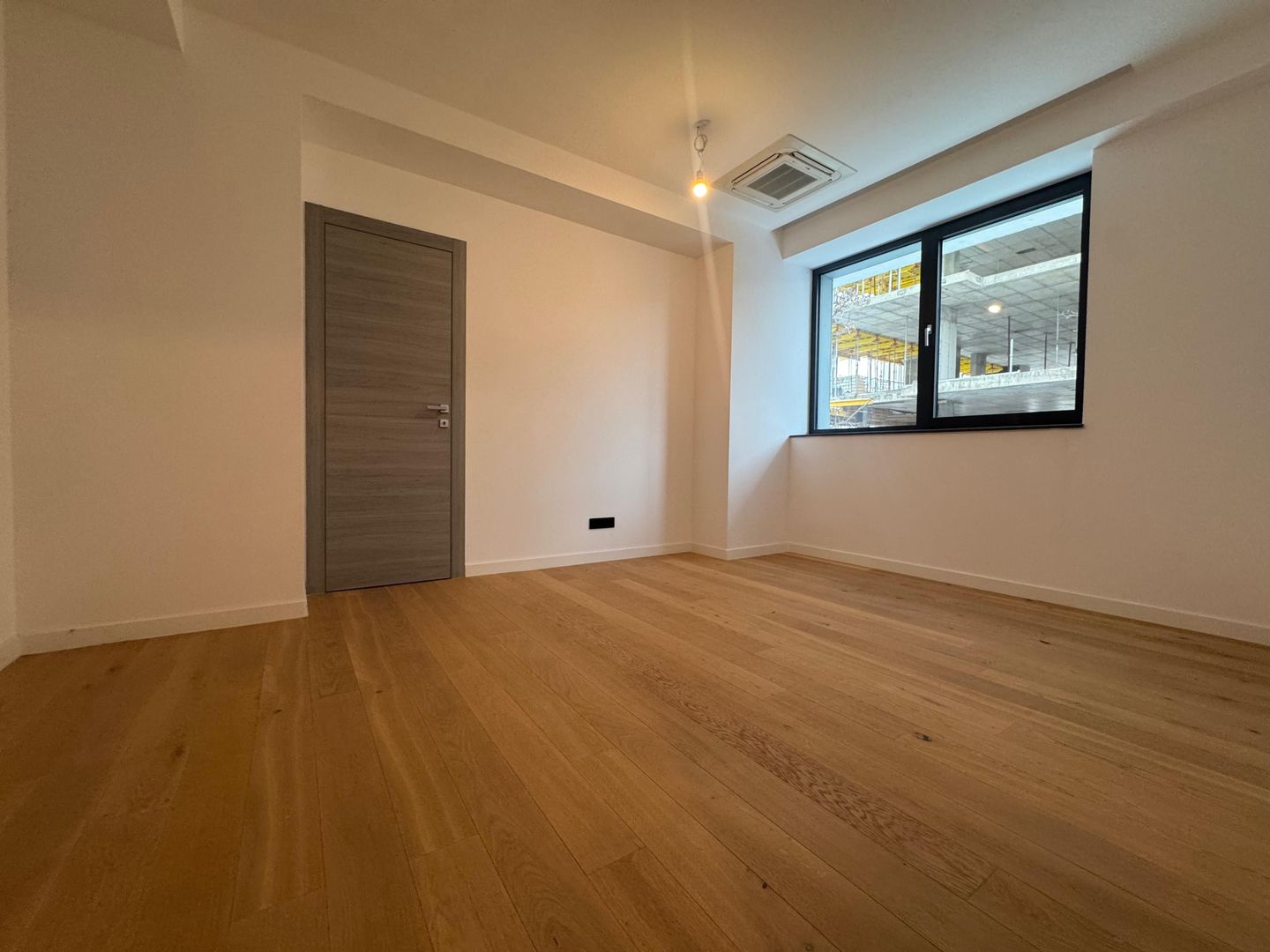 3 camere PREMIUM| 116.55 MP + 17 MP terasa - Poză 8