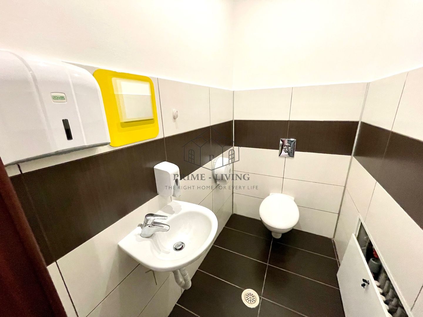 VILA CU 4 DORMITOARE LA INCHIRIERE IN COMPLEX REZIDENTIAL - Poză 13