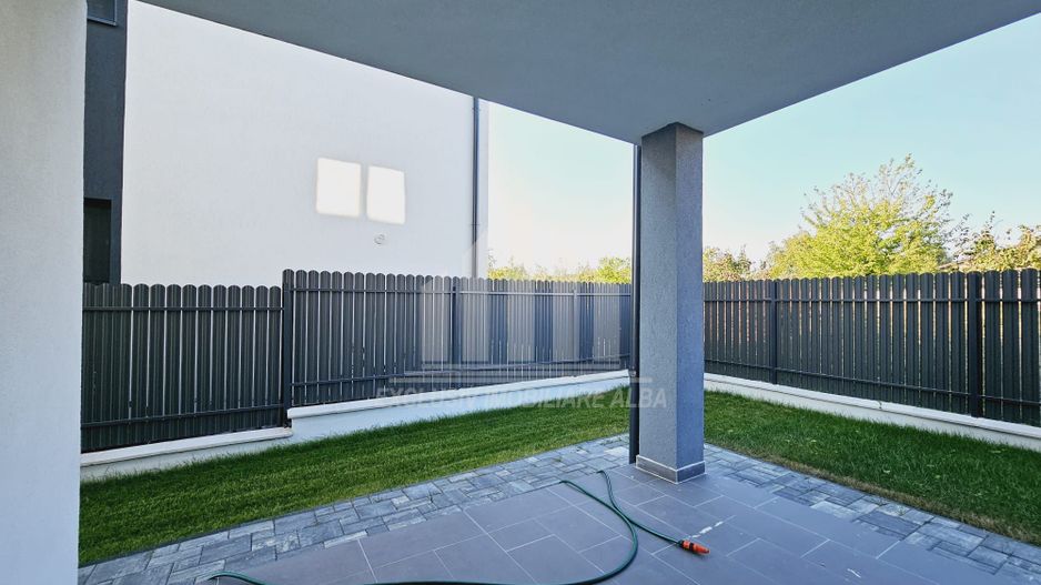 Casa in regim cuplat de vanzare, Cetate - Poză 13