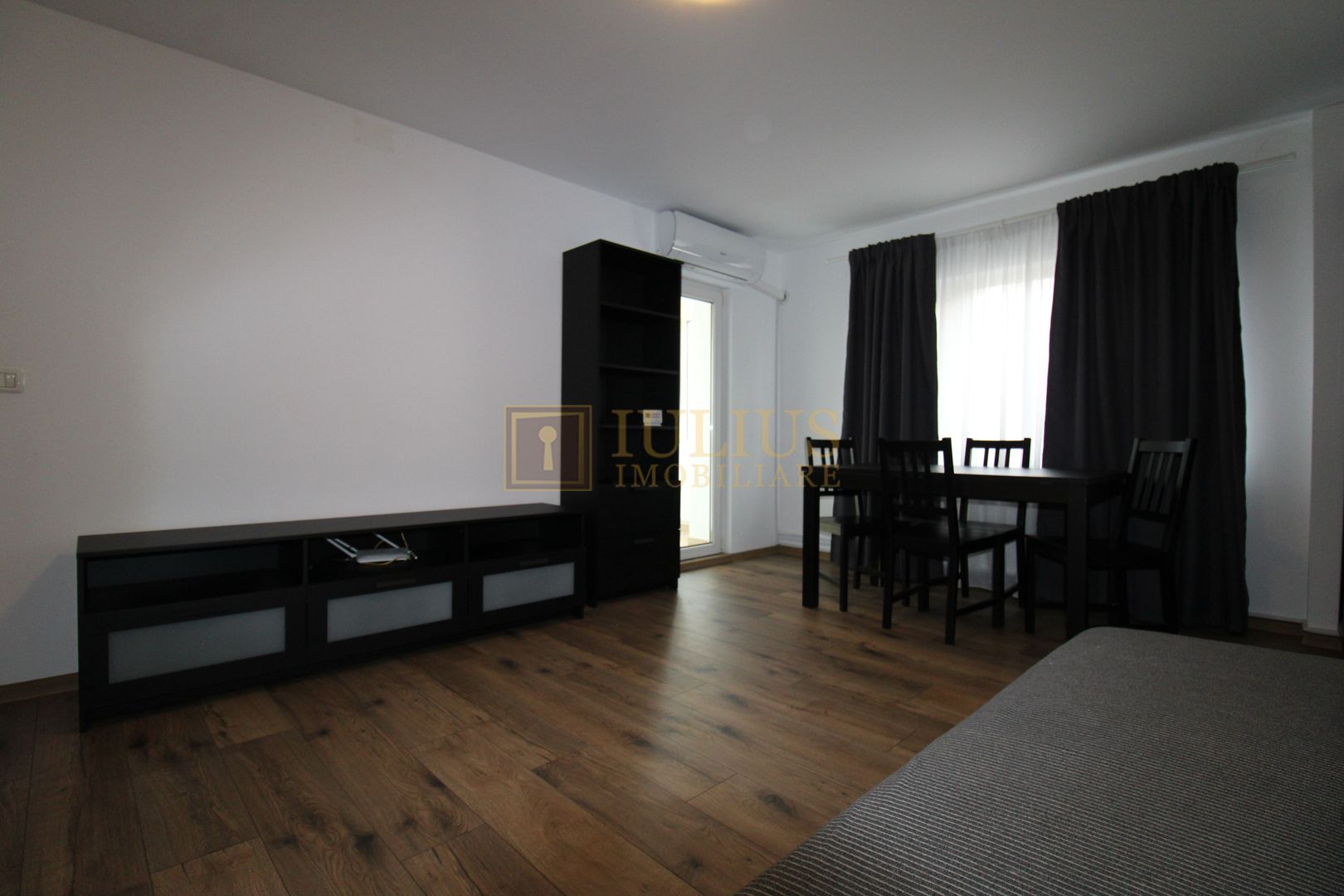 Zona Lunei, 3 camere, centrala proprie. - Poză 14