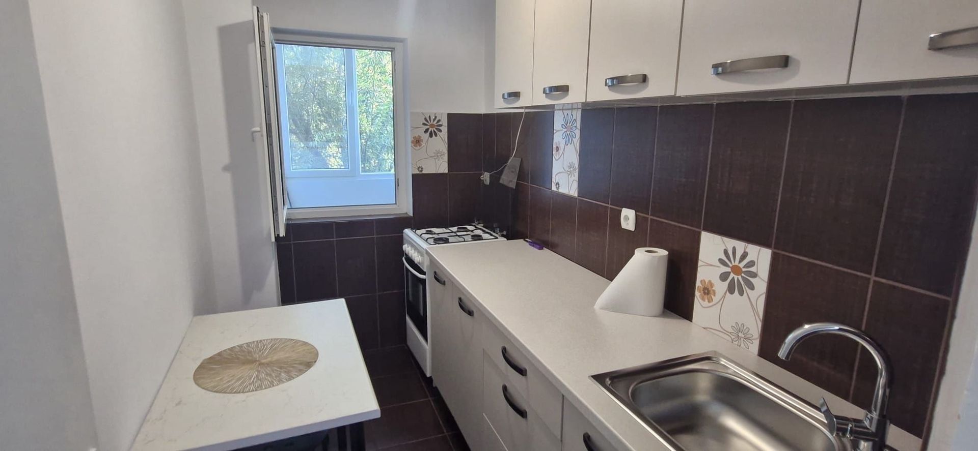 Garsonieră de inchiriat |decomandată | renovată | metrou, Drumul Taberei - Poză 4