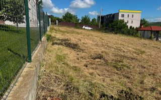 Teren intravilan de 700 mp în Valea Lupului, strada Petre Carp - Poză 5