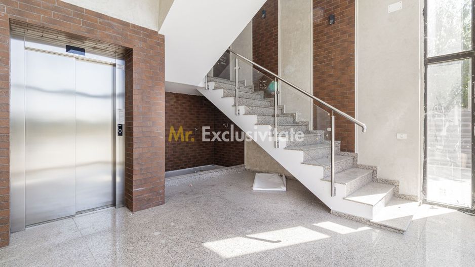 Spatiu comercial de la 14 euro de inchiriat Amber Forest Plaza - Poză 17