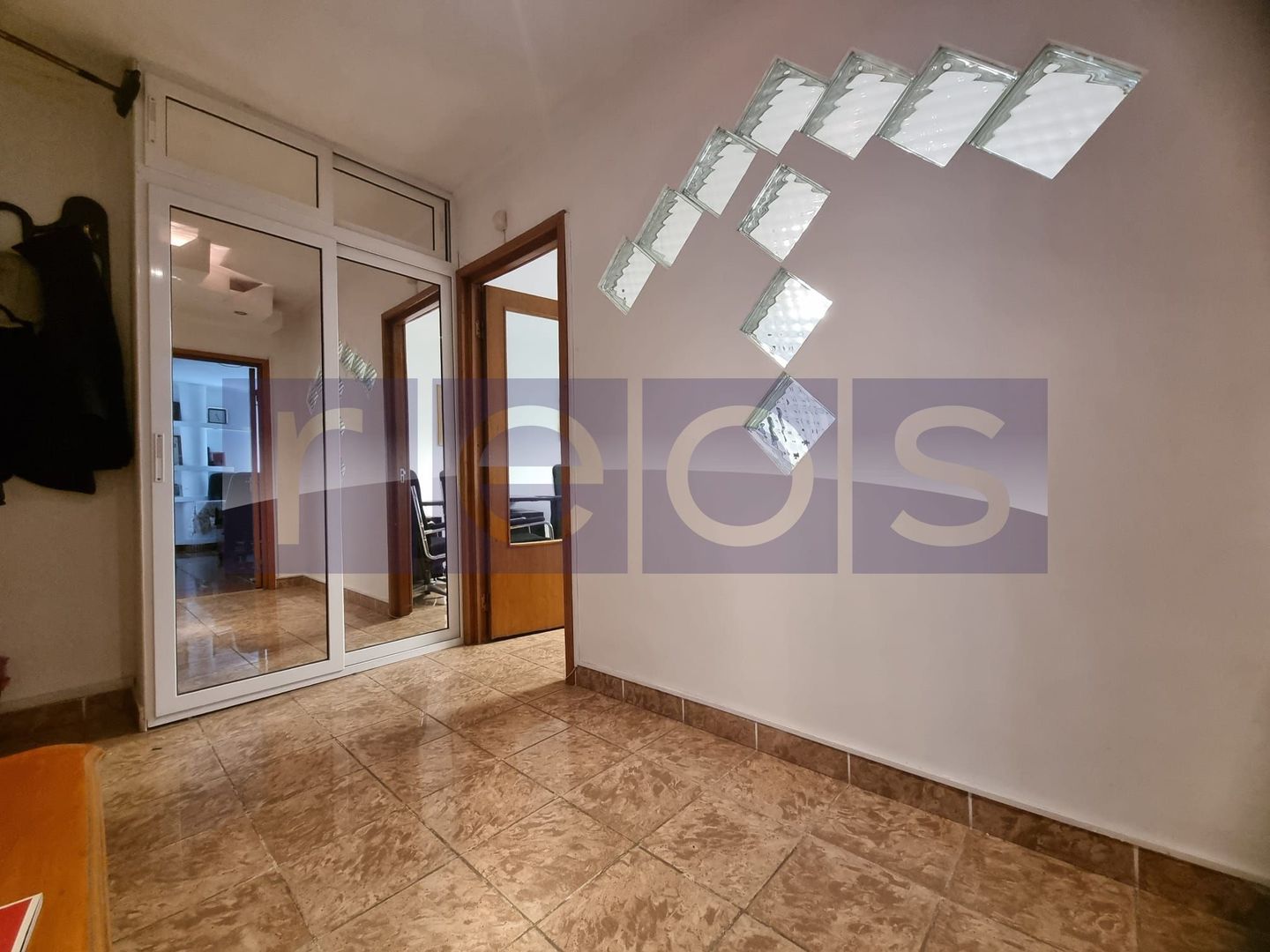 VANZARE 3 CAMERE- TINERETULUI -ET 1 - Poză 9