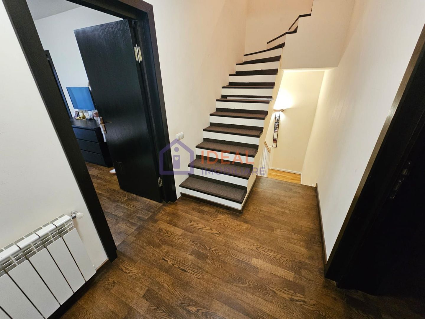 Casa Mobiltata-Utilata cu 4 camere,  pe Pictor Brana - Poză 9