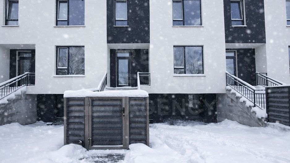 Vânzare, townhouse, 3 nivele, 186 mp, str. Potîrnicii, Codru - Poză 2