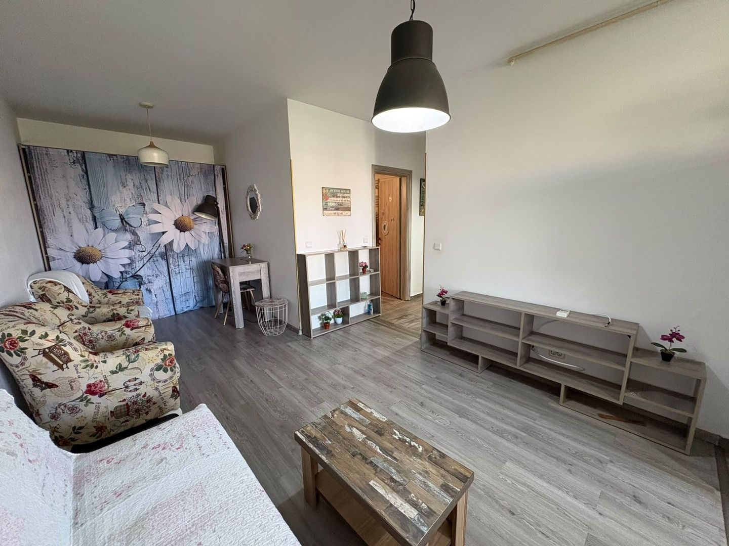 AP. 2 CAMERE - CARTIERUL SOLAR, CENTRALA PROPRIE, PARCARE, BLOC NOU - Poză 1