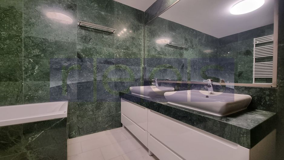 Vanzare penthouse cu view spectaculos in Complex Upground - Poză 33