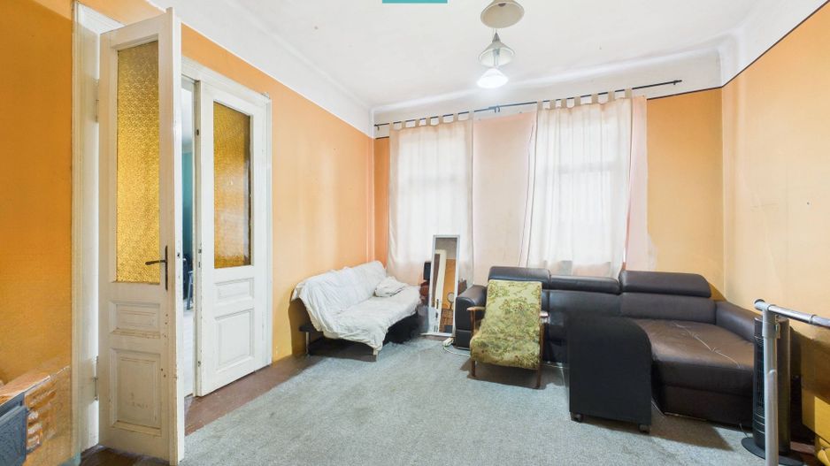 Casă individuală cu anexă în Vaicu - Poză 8