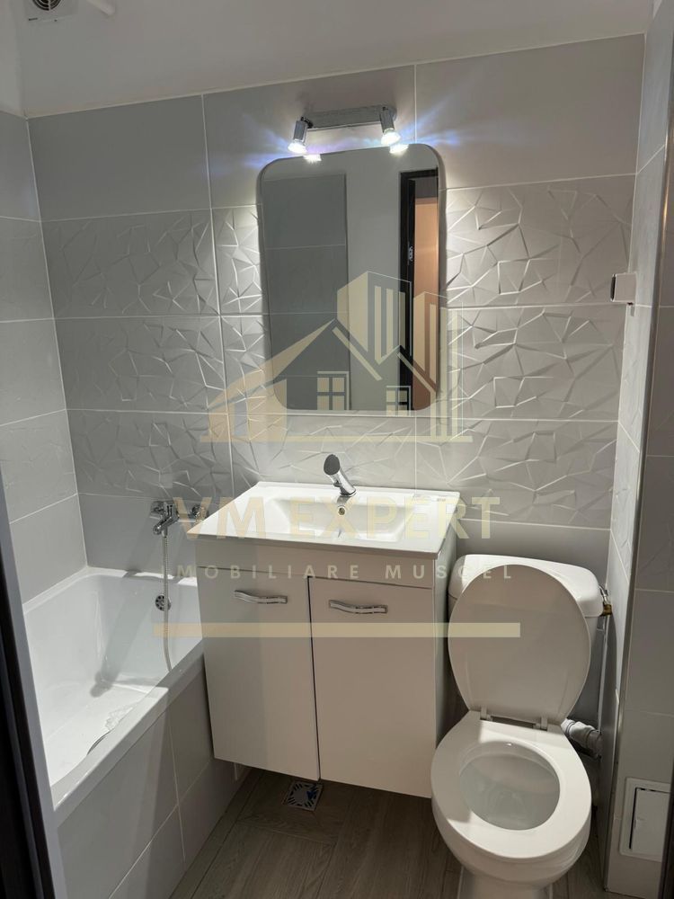 APARTAMENT 3 CAMERE ETAJ 2 CAMPULUNG - Poză 1