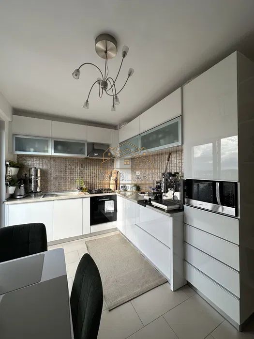 Apartament de lux cu 90 mp, cu vedere panoramică a Clujului - Poză 4