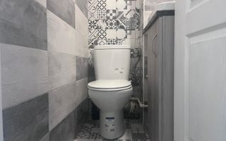Decomandat! Inchiriere apartament cu 3 camere in Targoviste- micro 4! - Poză 9