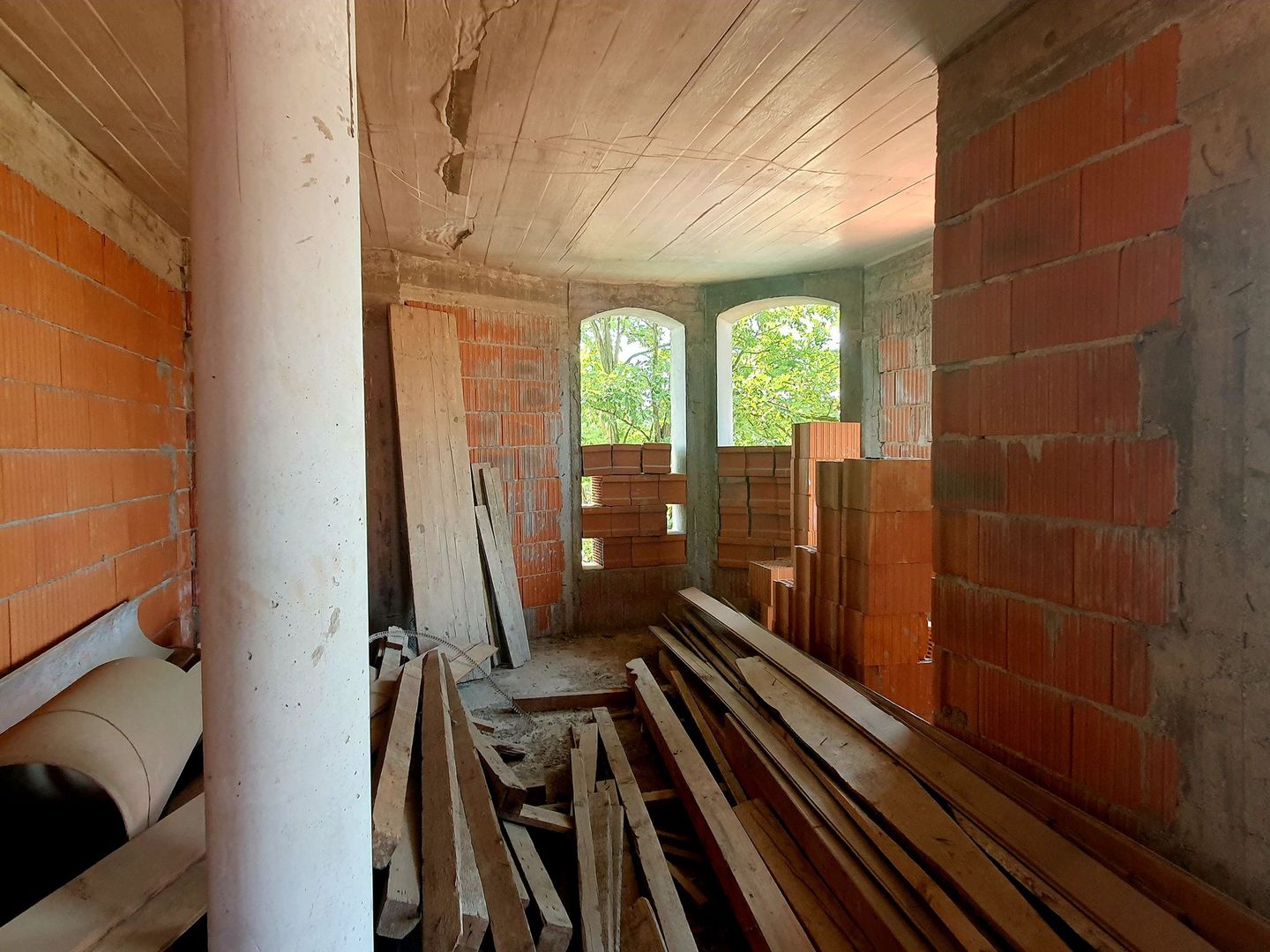 Oportunitate investiție, locuință mare, Ds + P + E.  Cu teren uriaș! - Poză 7