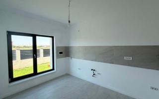 Casa Individuala 4 camere - 3 bai - 335mp teren - Poză 7