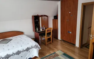 Casă de Vânzare | Piscină Interioară | Spațiu de Relaxare - Poză 21