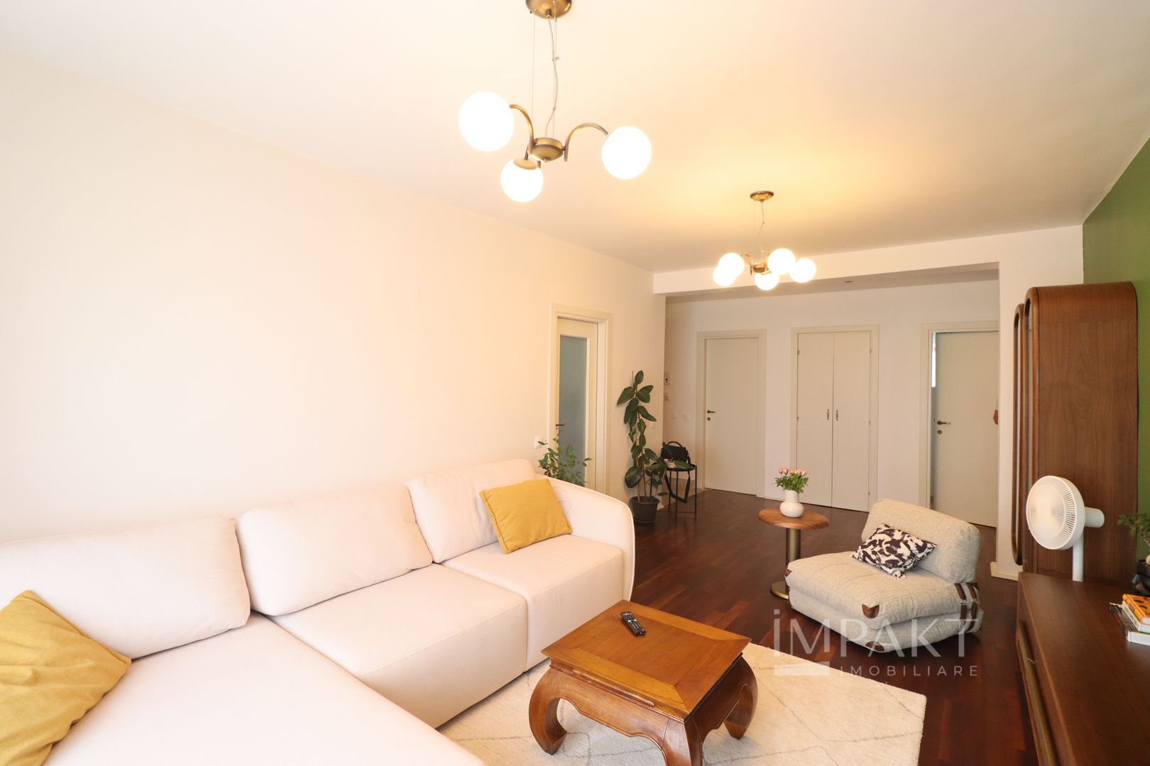 Apartament modern de vanzare cu 4 camere,  Buna Ziua! - Poză 2