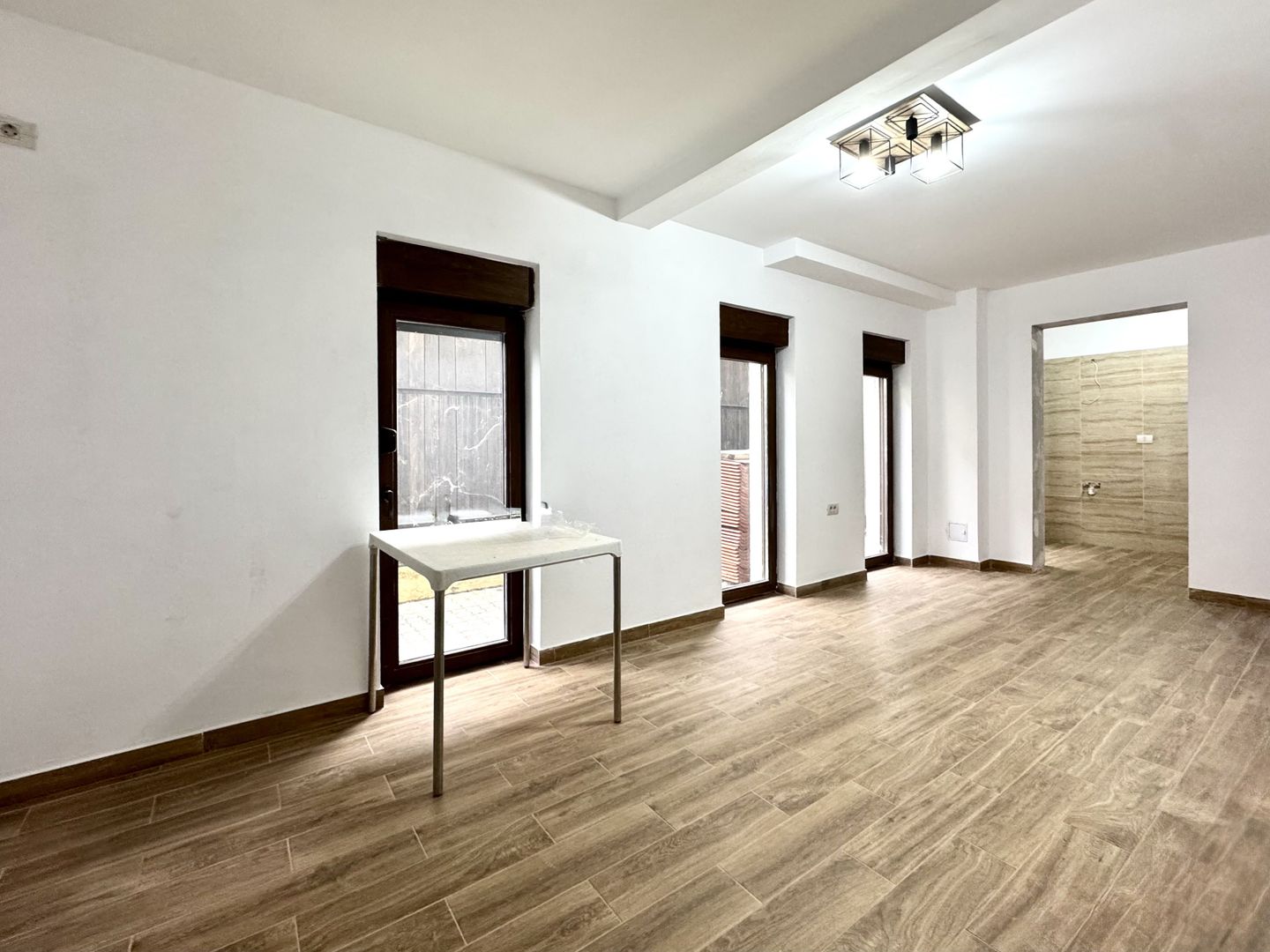 Duplex spațios, prima închiriere, in zona Lunei - Poză 5