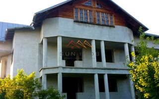 Vila D+P+E+M, teren 1950 mp, suprafata utila 621 mp, Campina, Prahova - Poză 2