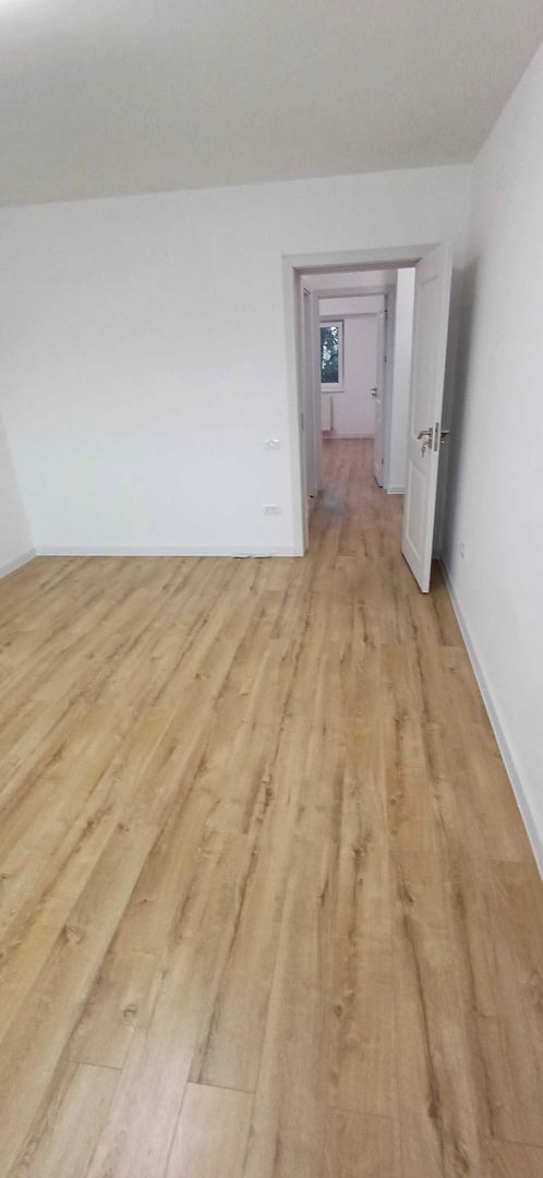 Apartament 2 camere decomandat, complet renovat, Trocadero - Poză 7