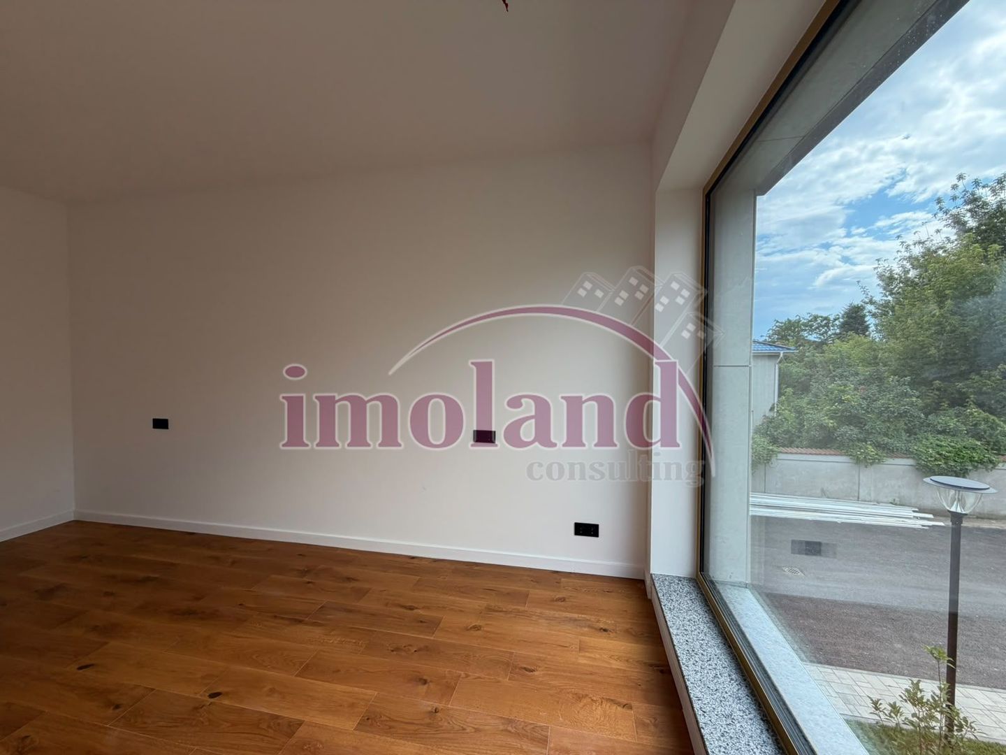 Vanzare - vila noua - 4 camere - Pipera-Iancu Nicolae - Poză 13