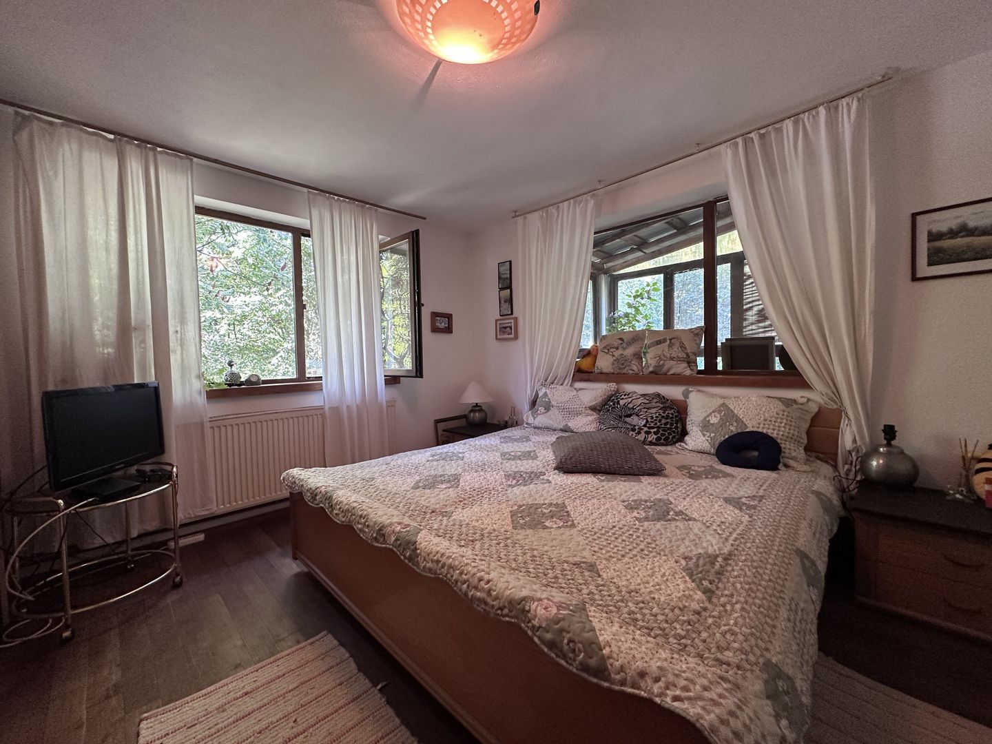 Vanzare casa in Pucioasa, Dâmbovița - 4 camere - teren 5.808 mp - Poză 1
