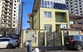 Vila cu 10 camere, destinatie rezidentiala / birouri - Poză 2